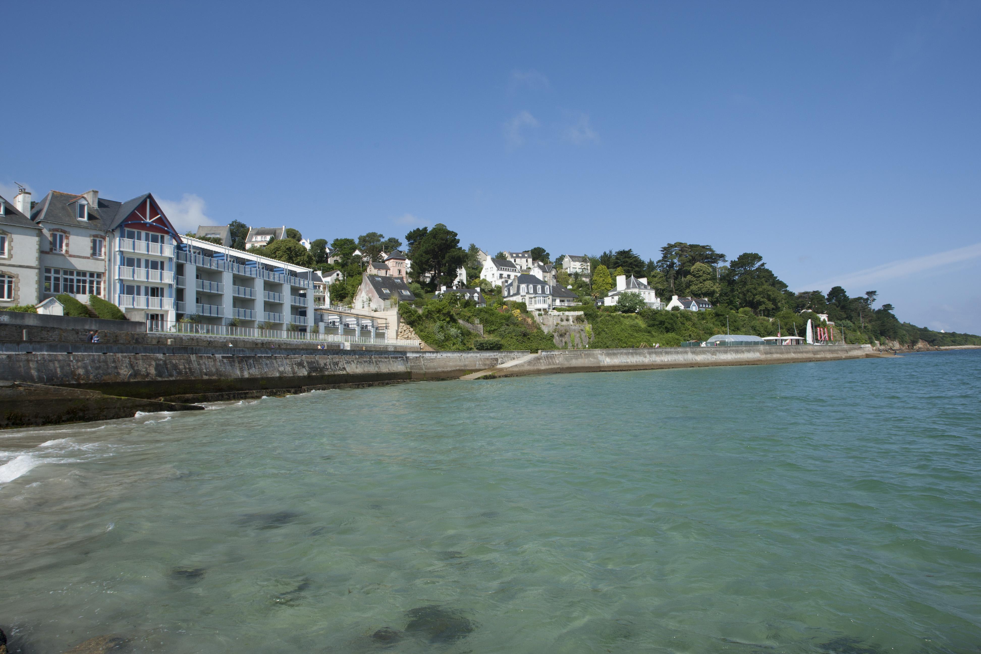 Residence Pierre & Vacances Premium Le Coteau Et La Mer Treboul Bagian luar foto